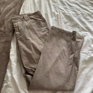 Lee Classic Fit Straight Leg Women’s Khaki Pants